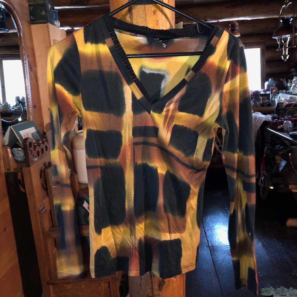 Lynn Ritchie XS Print and Ruffle Shirt